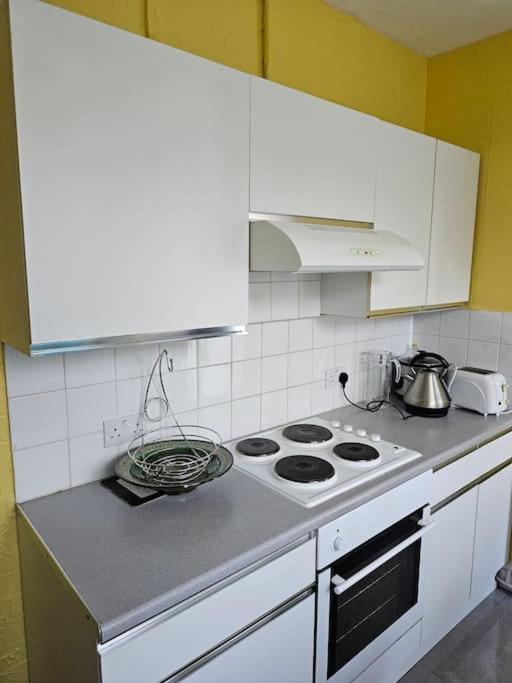 Luxury Home In Lewisham Бромли Экстерьер фото